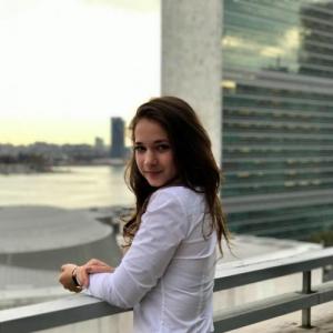 Profile picture for user Boglarka Bozsogi